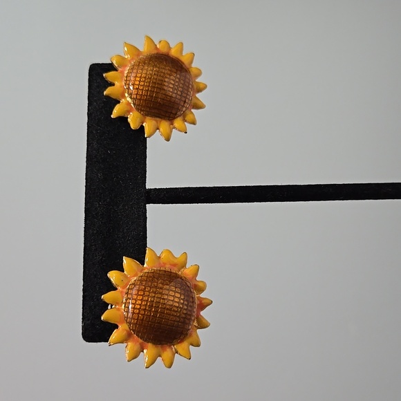 Sunflower Earrings in Yellow and Brown Vtg Enamel Sunflower Earrings - Picture 1 of 14